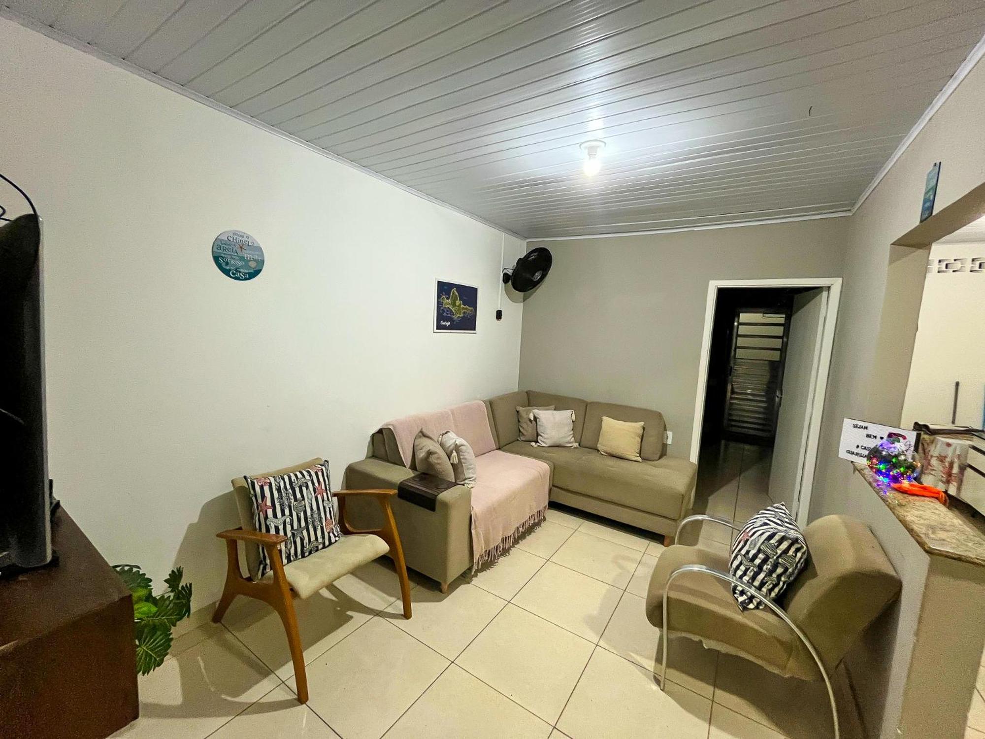 Casa Com Piscina Na Enseada No